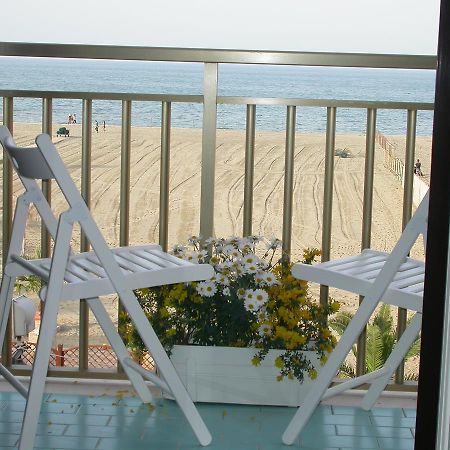 Le Nereidi Beb Bed & Breakfast Margherita Di Savoia Bagian luar foto